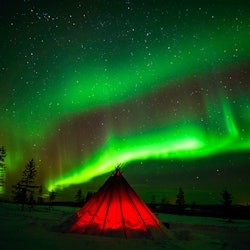 Northern Lights Rovaniemi: Wilderness Tour + Professional Camera - 1
