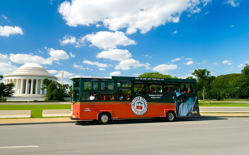 Old Town Trolley: Washington DC Hop-on Hop-off Bus Tour (1-day Pass) - 2