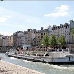 Paris: 1-Hr Seine River Cruise + Crepe Tasting - 3