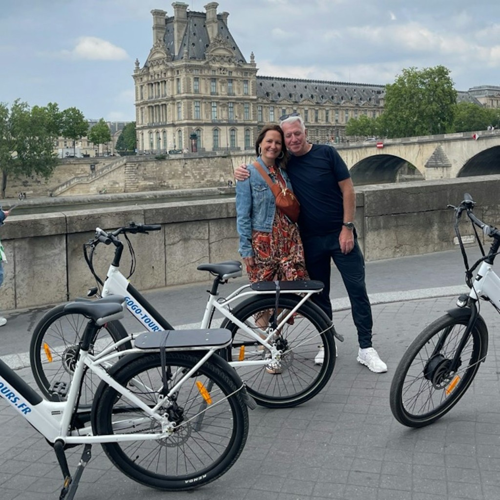 Paris : Visite guidée de l'après-midi en E-Bike pour petits groupes - 2