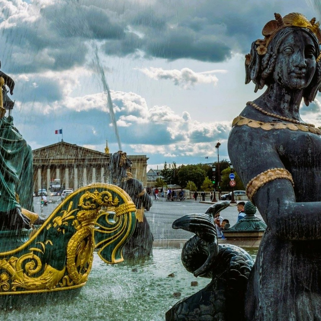 Paris: City Treasures Guided Bike Tour - 1