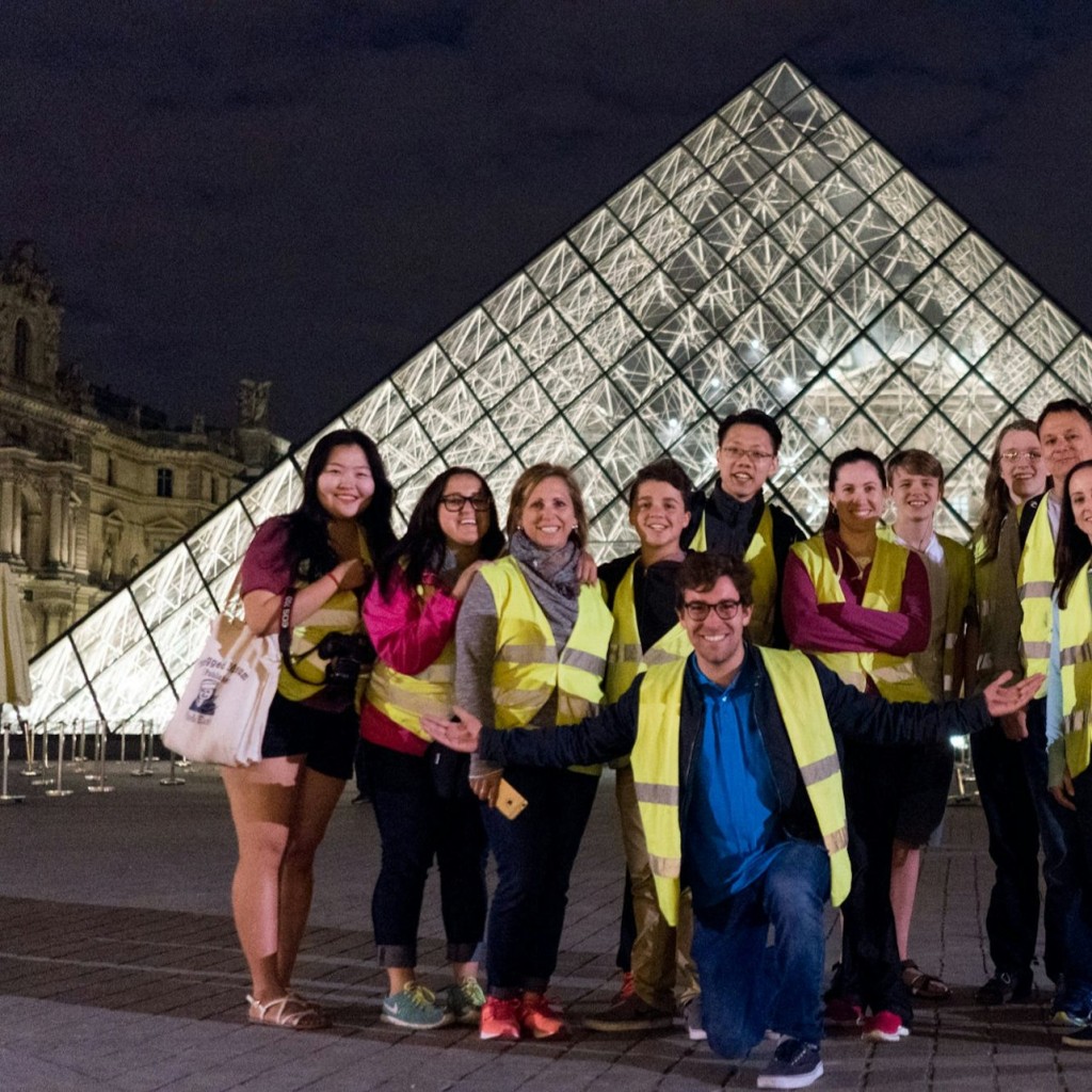 Paris : Tour à vélo en soirée + 1 heure de croisière en bateau - 2