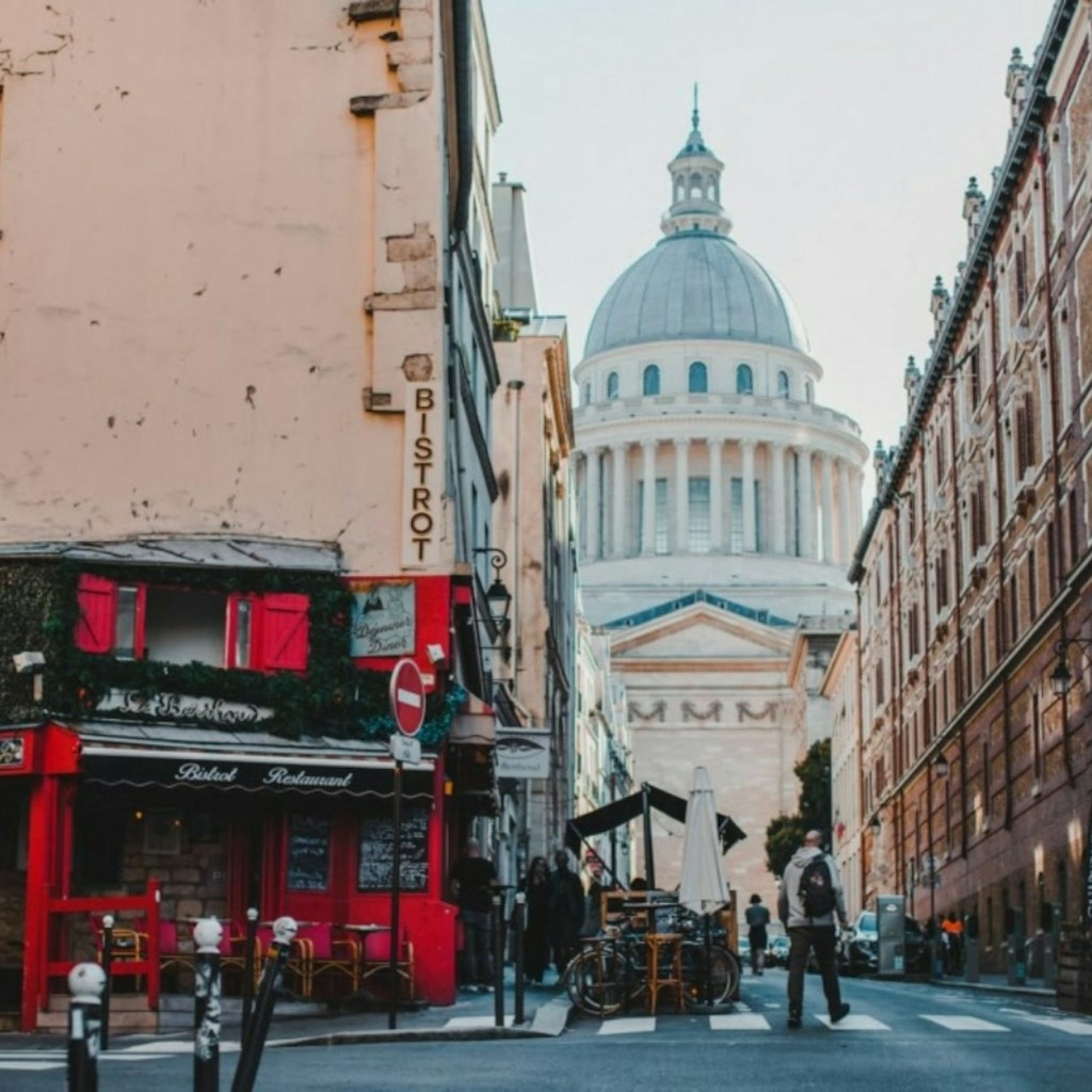 Paris Quartier Latin : Guide Audio App par TouringBee - English Audio Tour - 1