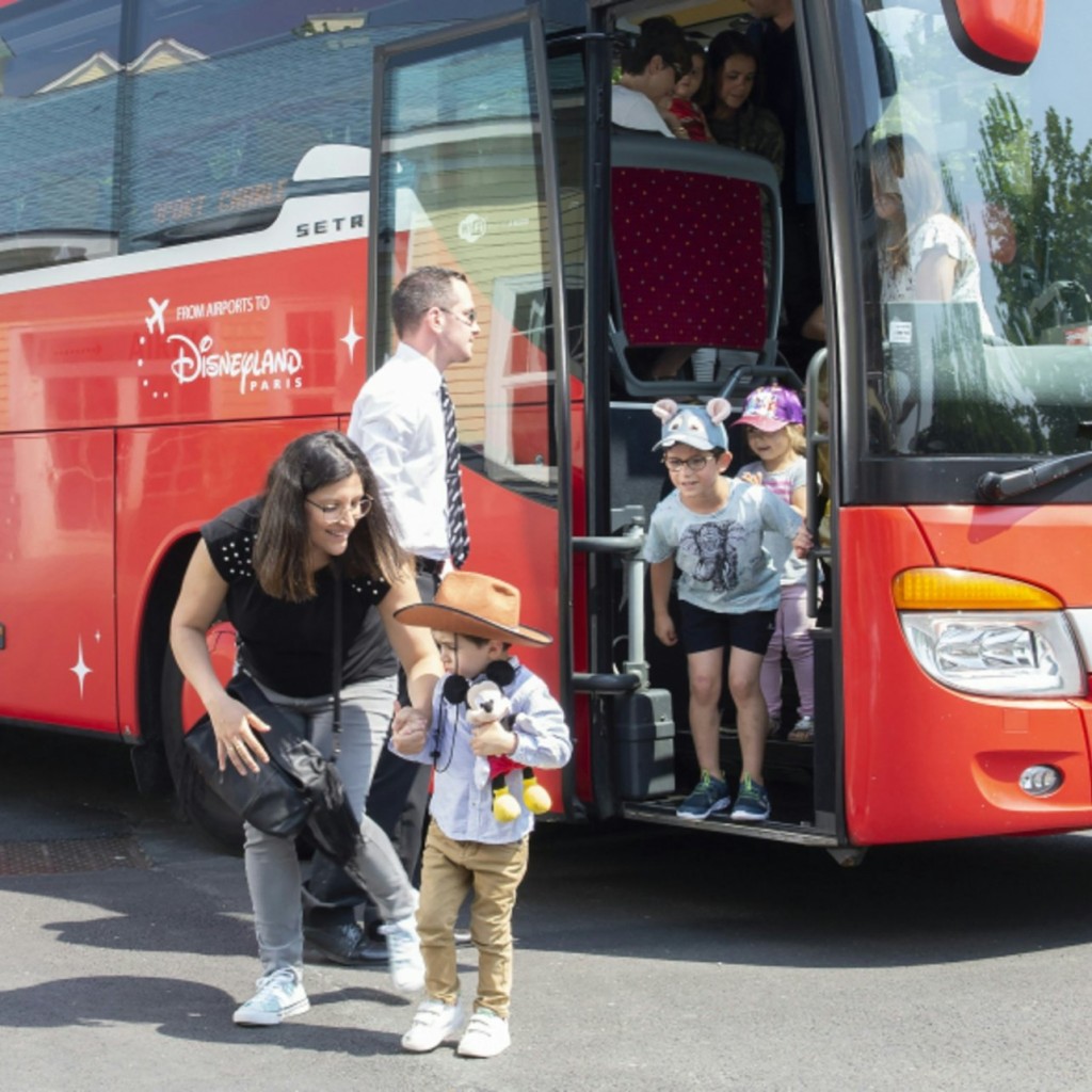 París: trasllat en autobús d'anada des de l'aeroport d'Orly a Disneyland - 3