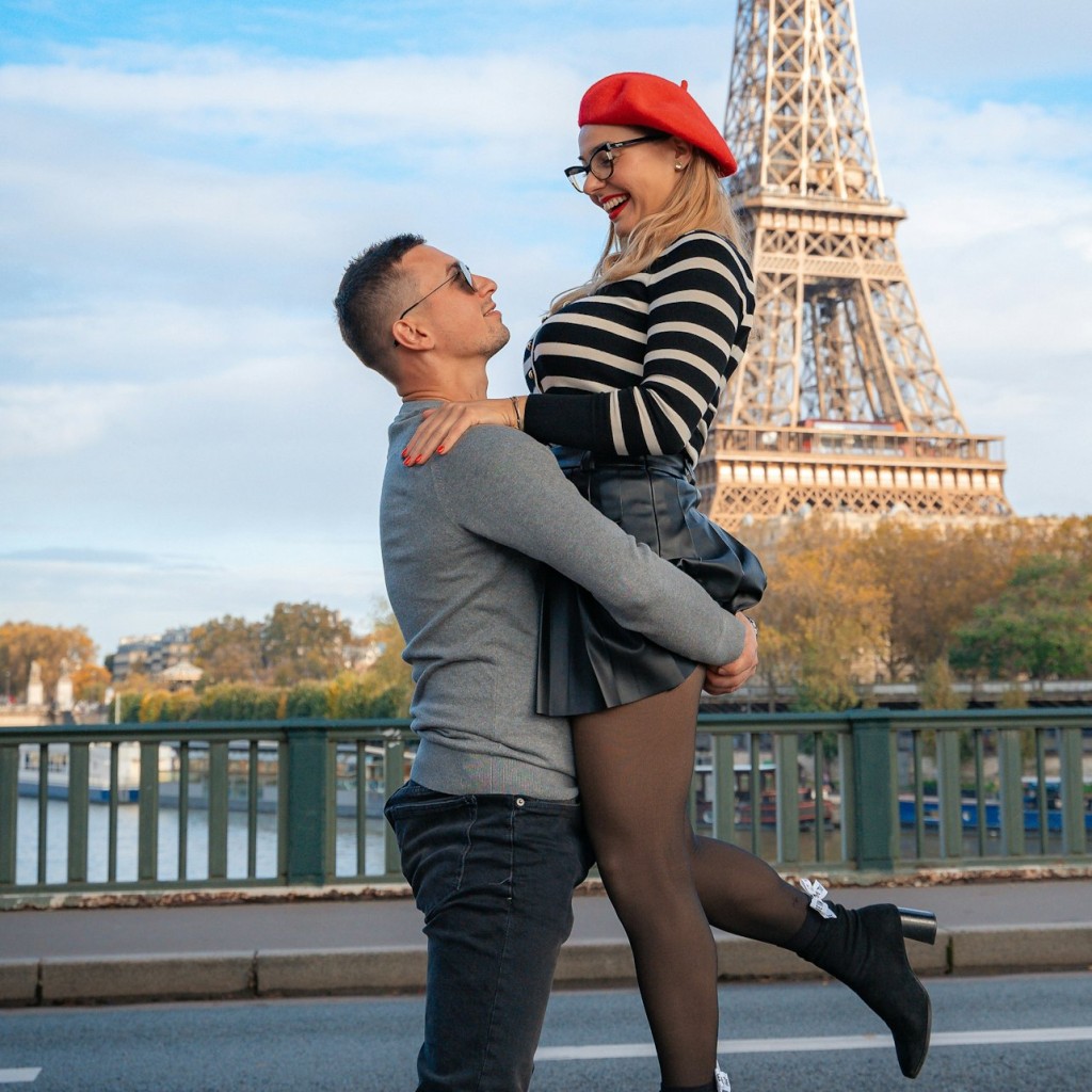Parigi: Servizio fotografico professionale alla Torre Eiffel - 1 ora - 2