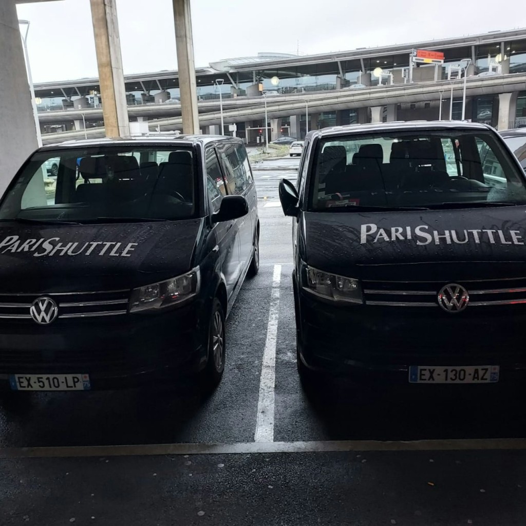 París: Trasllat en taxi d'anada i tornada des de l'aeroport d'Orly a Disneyland - Private Transfer - 1 to 3 passengers - 2