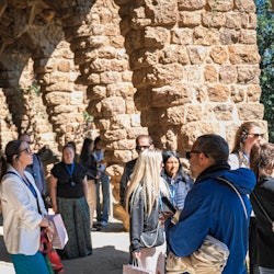 Park Güell: Entry Ticket & 75-Min Guided Tour - 1