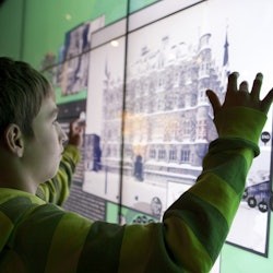 Park Güell & Gaudí Experience - 1