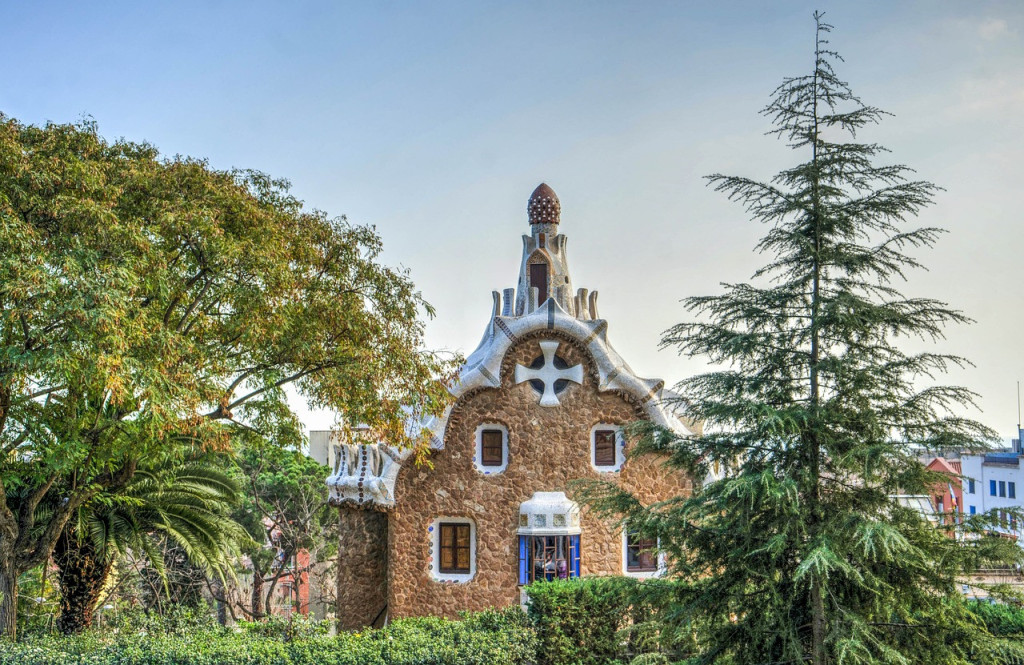 Park Guell Skip-the-Line Guided Tour in English, Mandarin, Korean (Park Guell Skip-the-Line Guided Tour (English)) - 1