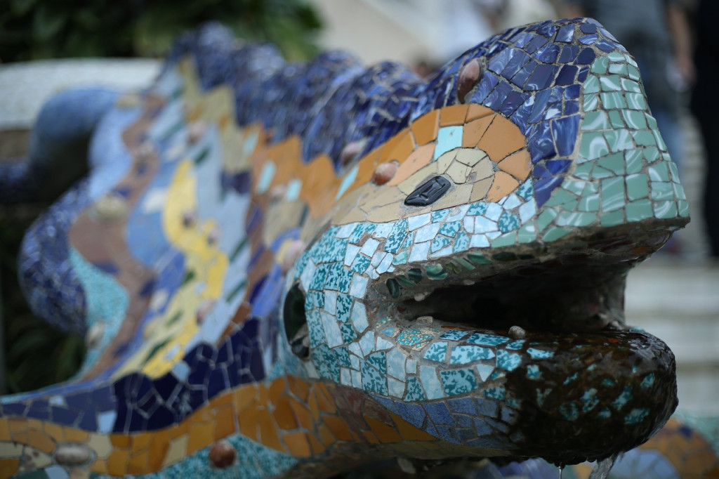 Park Guell Skip-the-Line Guided Tour in English, Mandarin, Korean (Park Guell Skip-the-Line Guided Tour (Mandarin)) - 2