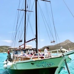 Paros, Antiparos, Despotiko, Blue Lagoon: Private Galatea Tour + Meal - 1