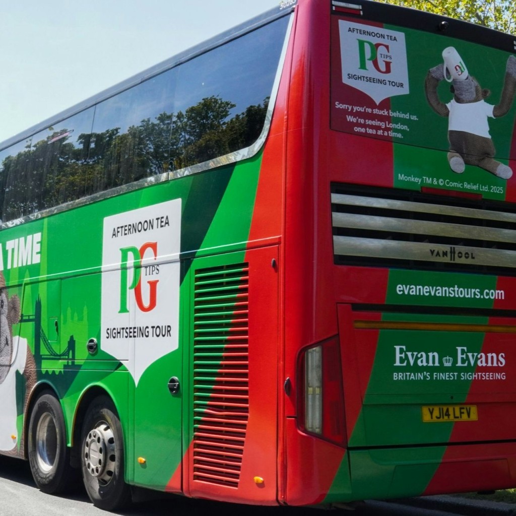 Té de la tarda i recorregut en bus turístic - 1