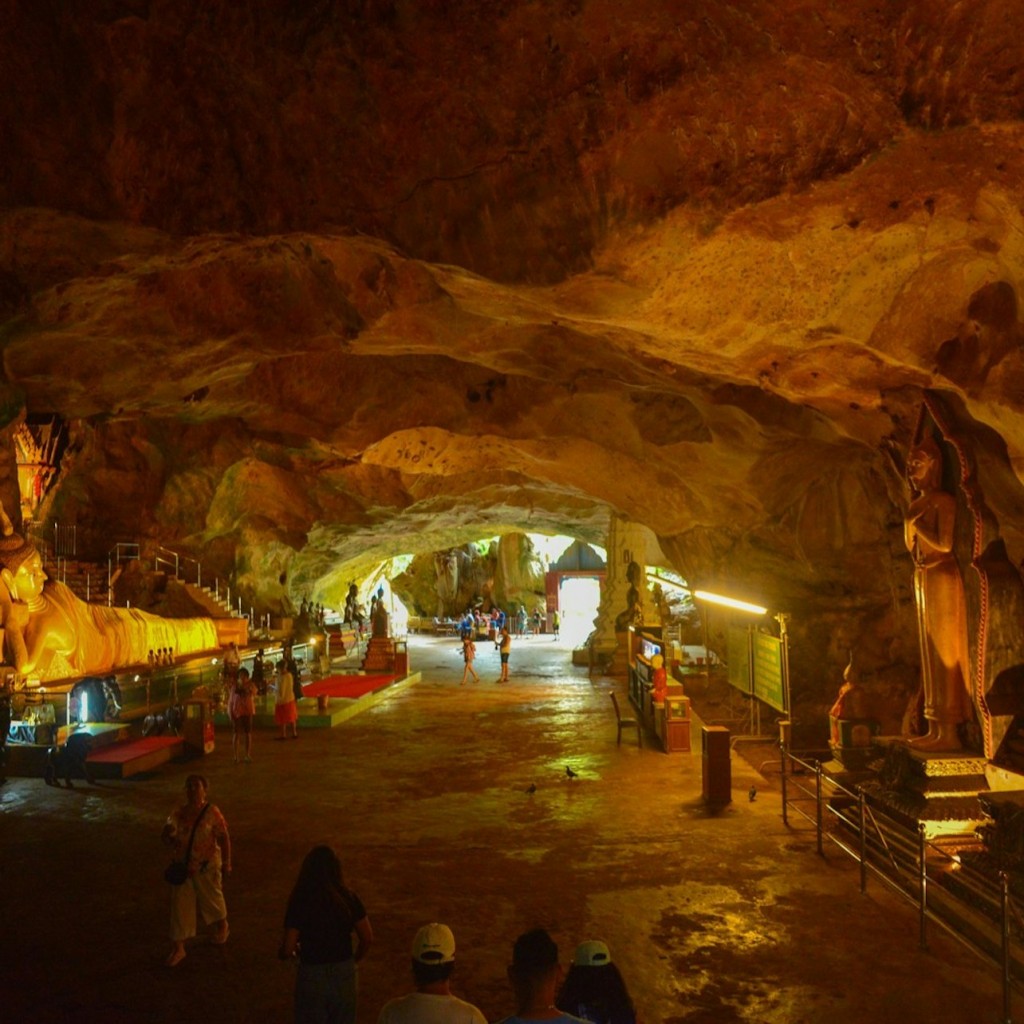 Phang Nga Bay: Guided Big Boat Tour from Phuket + Canoeing + Lunch - 2