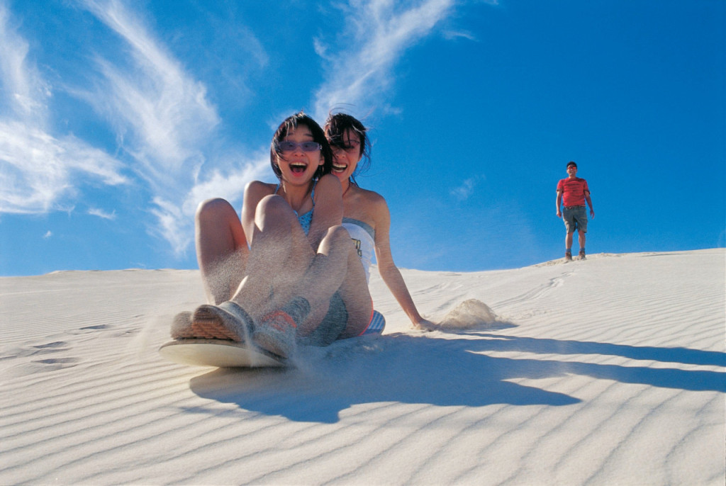 Pinnacles Desert Tour with 4WD Adventure from Perth - 1