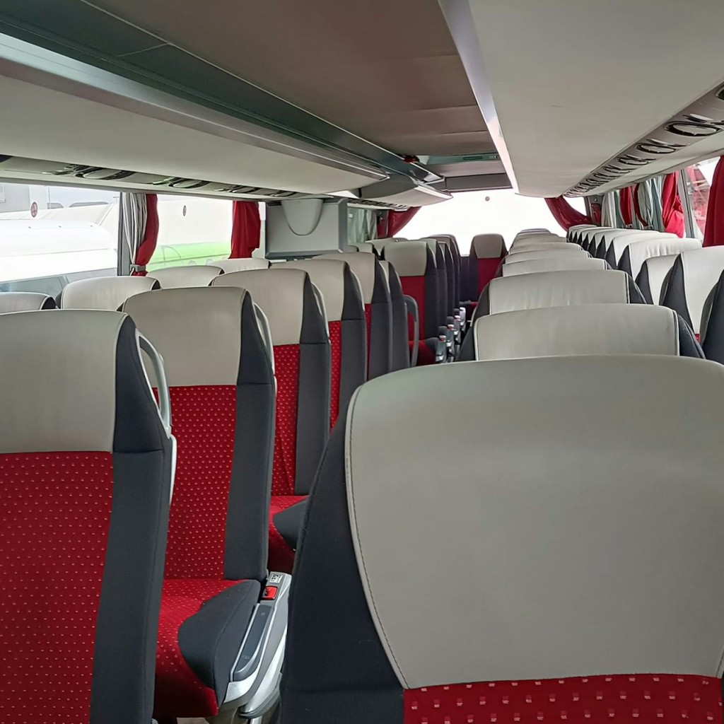 Pisa: autobús des de l'aeroport de Pisa fins a l'estació de Florència Guidoni T2 - 3