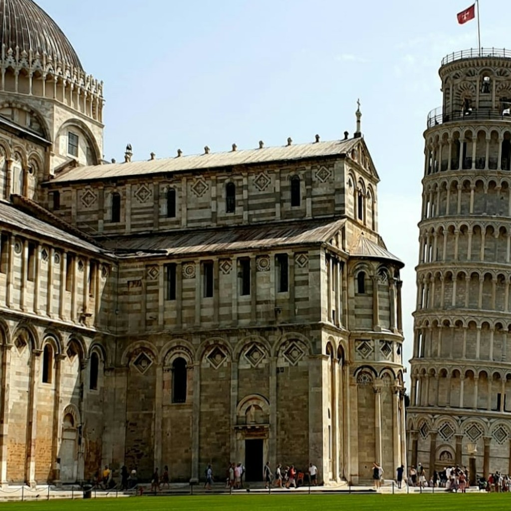 Pisa y Lucca: Excursión de un día desde Florencia - 1