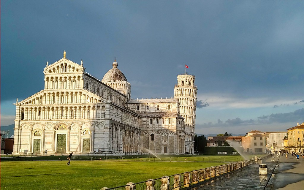 Pisa Walking Tour with Cathedral & Leaning Tower Tickets (Explore the City of Pisa, Visit the Cathedral and climb the Leaning Tower) - 2