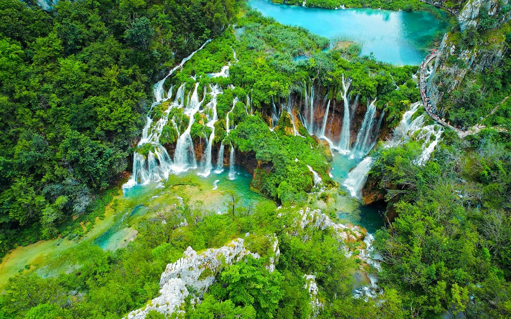 Wunder der Plitvicer Seen: Private Tagestour ab Split (Private Full-Day Tour with Round-Trip Transfers) - 1