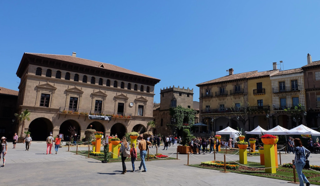 Poble Espanyol: Skip The Line (Poble Espanyol: Skip The Line - Non Resident) - 2