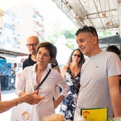 Pompeya: Visita al mercado y clase de cocina con un lugareño - 1
