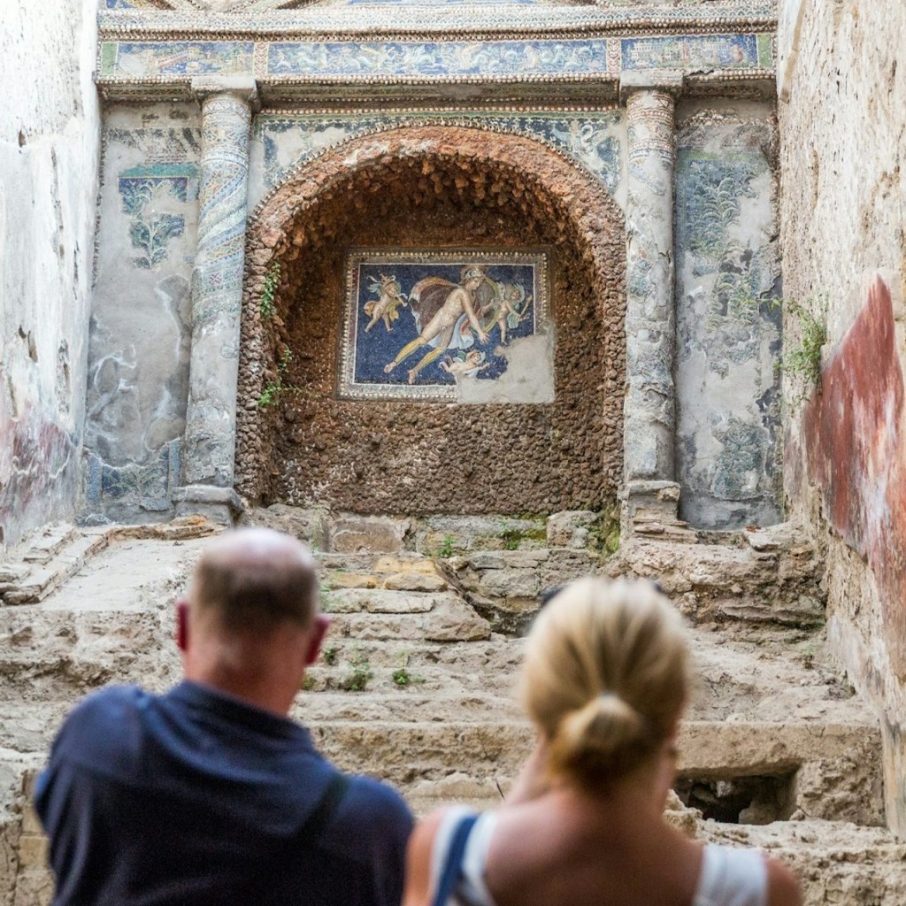 Pompeii & Mount Vesuvius: Guided Tour + Wine Tasting from Naples - 2