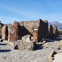 Pompeii: Skip The Line Entry Ticket + Guided Tour from Naples - 3