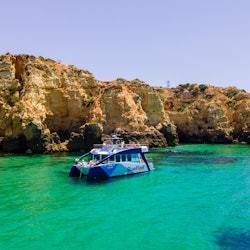 Ponta da Piedade Caves: 2.5-Hr Costal Cruise Tour from Lagos - 2