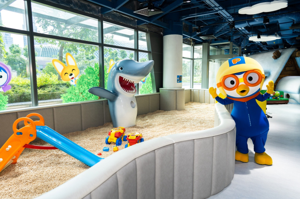 Pororo Park Singapore (Pororo Park Singapore - One Child + One Free Adult Admission (3 Hours)) - 1