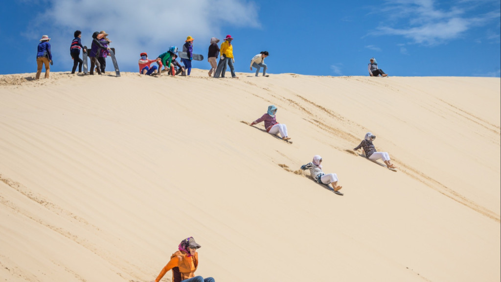 Port Stephens 4WD Sandboarding Experience (Daily Unlimited Sandboarding) - 2