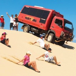 Port Stephens: Day Tour from Sydney + Dolphin Watching Cruise - 2