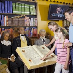 Potter's Wax Museum of St. Augustine - 3