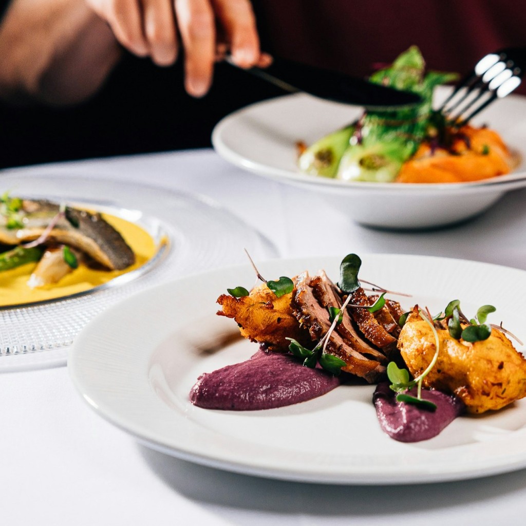 Prague: 2-Hr Cabaret Show with 4-Course Dinner - 3