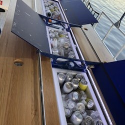 Prague: Cycle Boat Rental with Unlimited Drinks - 3