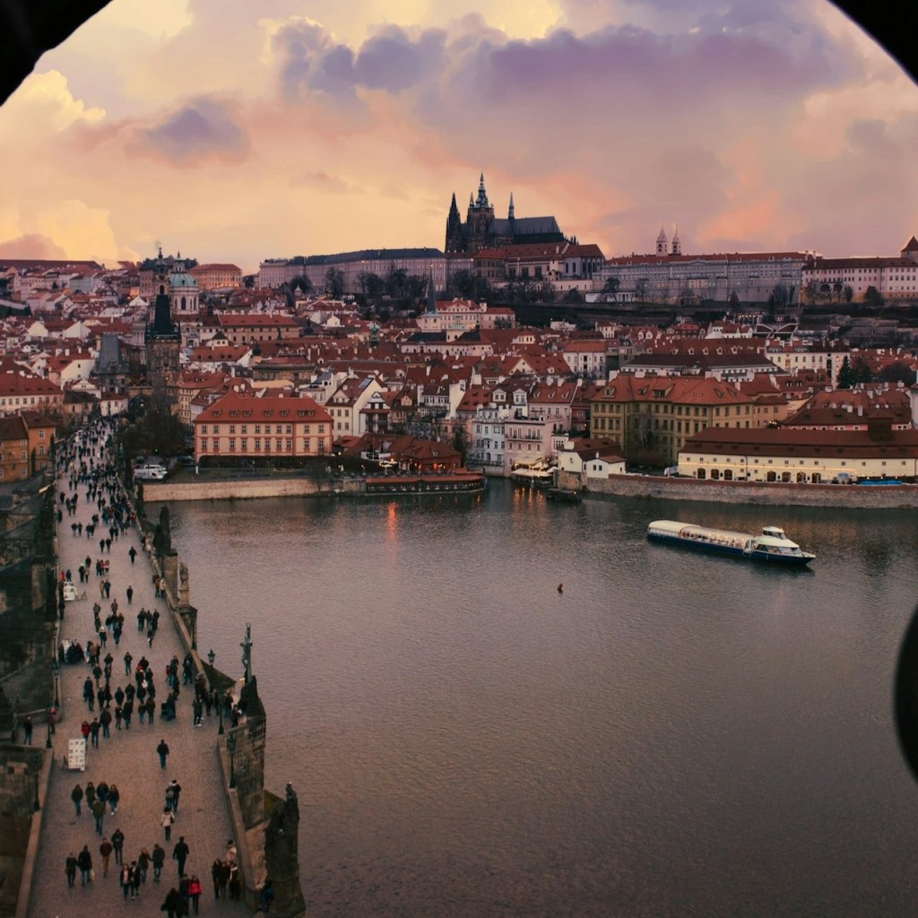 Prague: Evening Eco-Cruise + Glass of Prosecco - 3