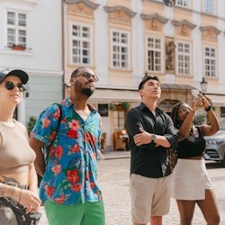 Prague: Old Town Guided Tour with Food & Beer Tasting - 2