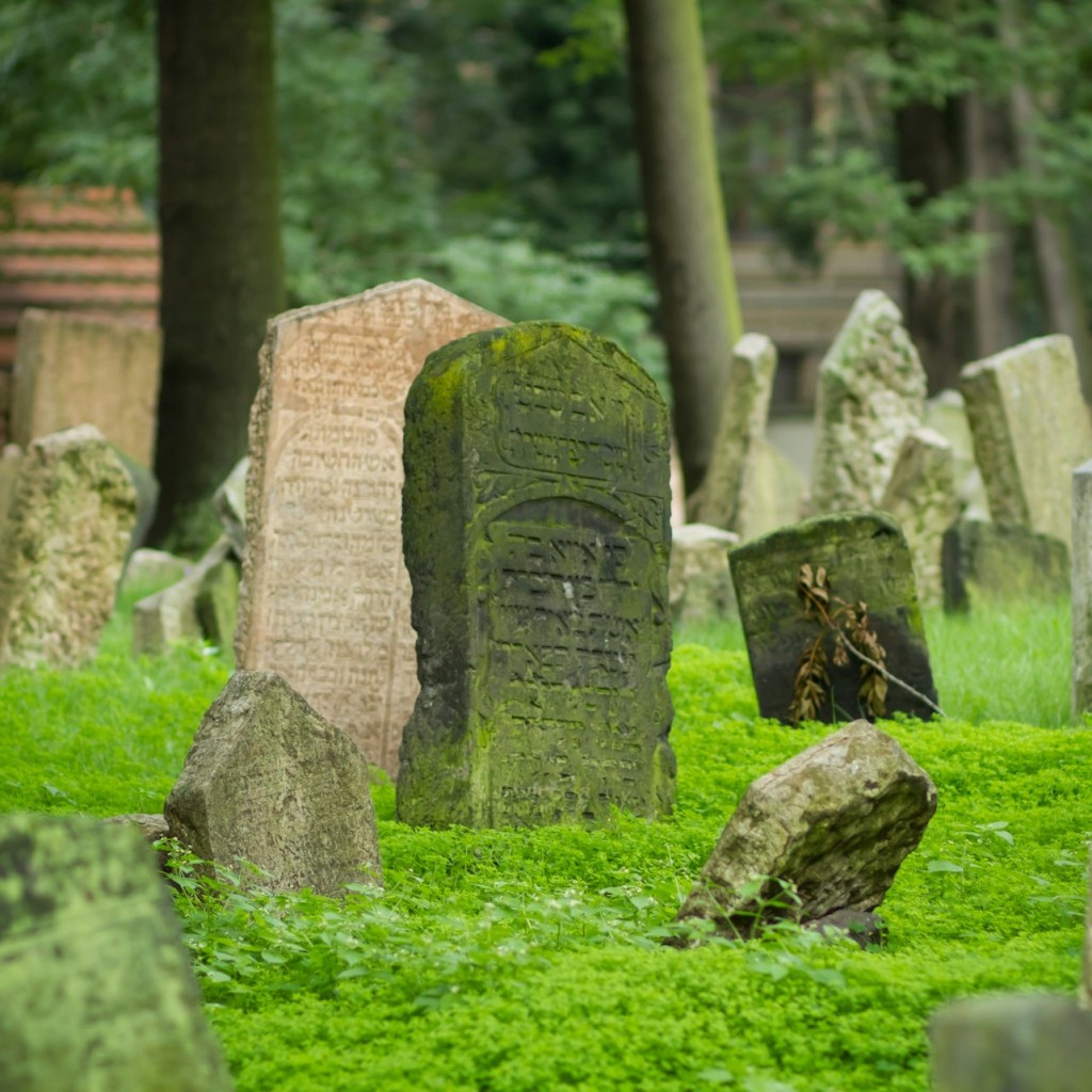 Prague Old Town & Jewish Quarter Guided Tour + Robert Guttmann Gallery - 2