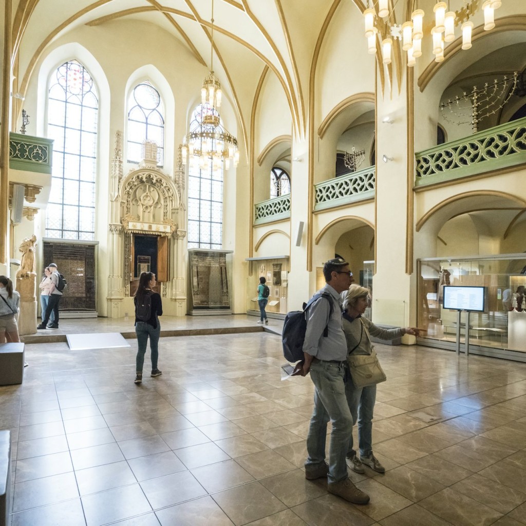 Prague Old Town & Jewish Quarter Guided Tour + Robert Guttmann Gallery - 3