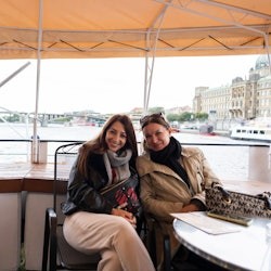 Prague: Sightseeing Boat Cruise with Buffet Dinner - 1
