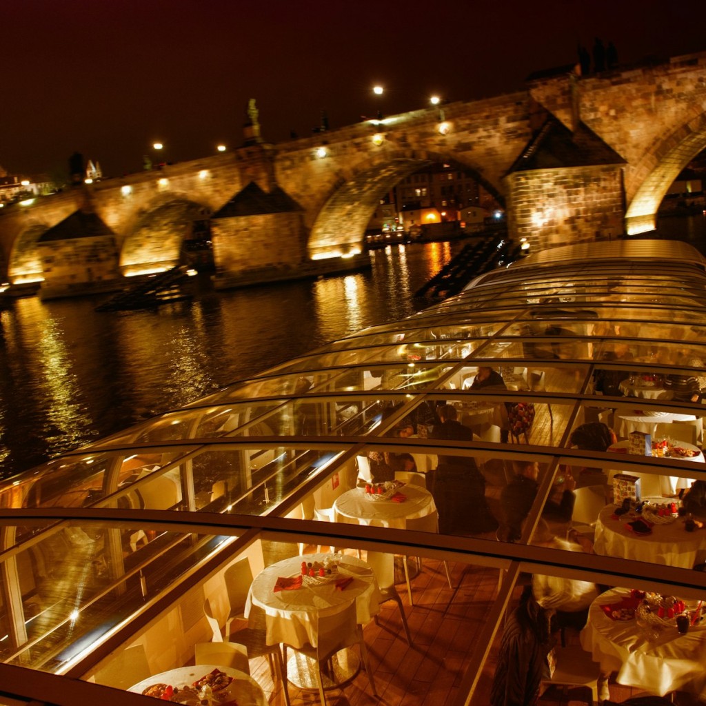 Prague: Sightseeing Dinner Cruise on Open-Top Glass Boat - 1