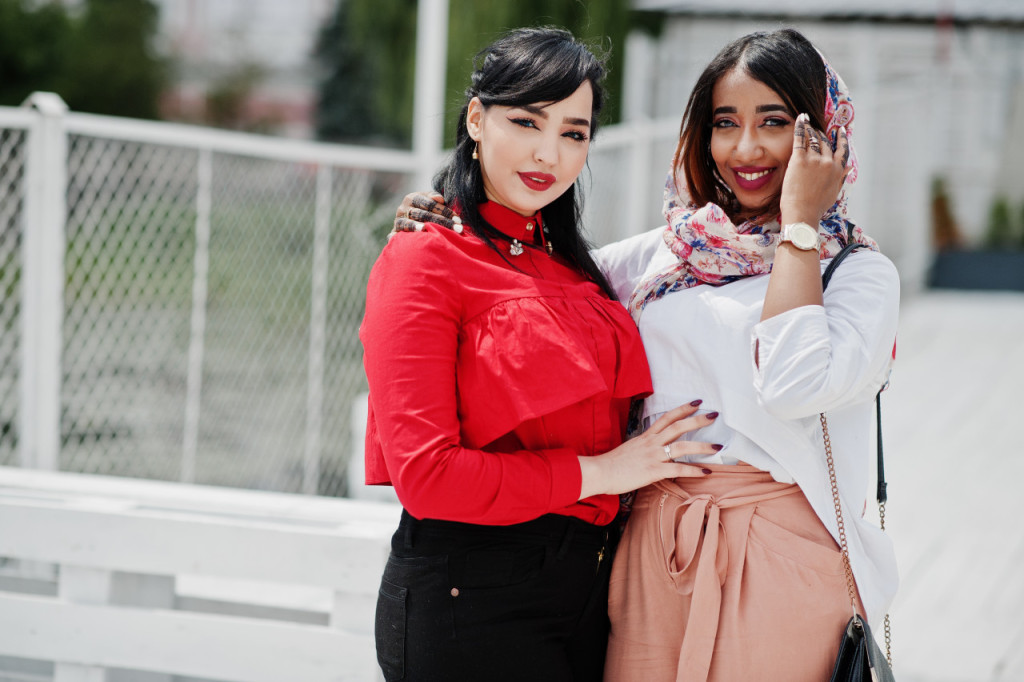 Professional Photo Shoot in Dubai (Professional Photo Shoot in Dubai - Evening Session (Two Hours)) - 3