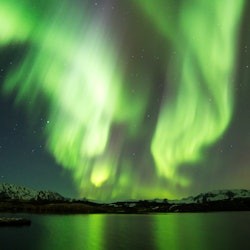 Reykjavik : Excursion en bateau à la recherche d'aurores boréales - 1