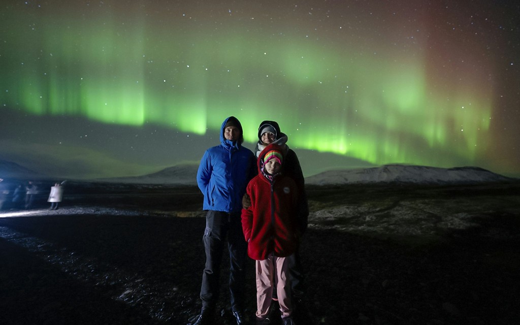Reykjavík: Nordlicht-Bustour mit Schokolade + Überraschungsgeschenk
(Hotel or Central Point Pick-up) - 2