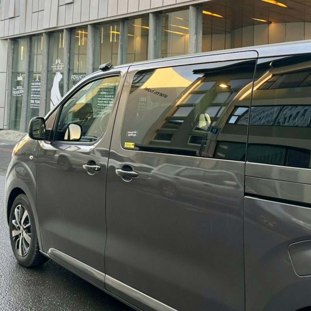Reykjavik: prywatny transfer z Sky Lagoon na międzynarodowe lotnisko Keflavik - 3
