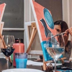 Rome: Paint and Sip Experience with Italian Wine & Pizza - 2