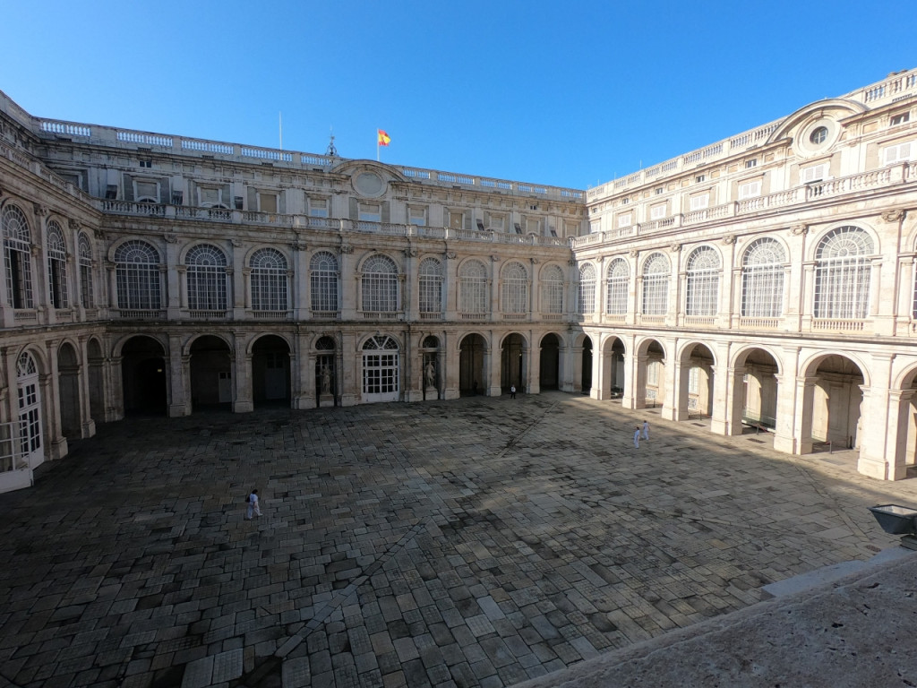 Royal Palace of Madrid Skip-the-Line Guided Tour - 2