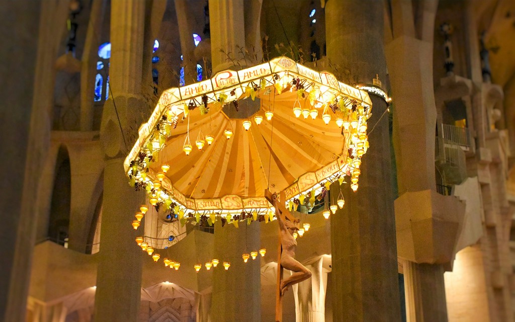 Sagrada Familia Fast-Track Guided Tour (English Guided Tour + Tower Access) - 2