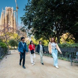 Sagrada Familia: Golden Hour Guided Tour - 1