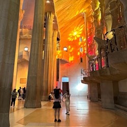 Sagrada Familia: Golden Hour Guided Tour - 3