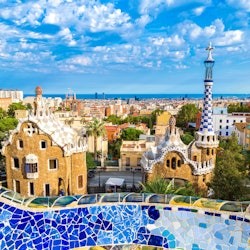 Sagrada Família & Park Güell: Morning Entry Ticket & Guided Tour - 1