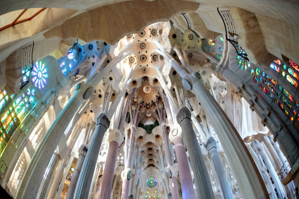 Sagrada Familia Skip-the-Line Guided Tour - 1